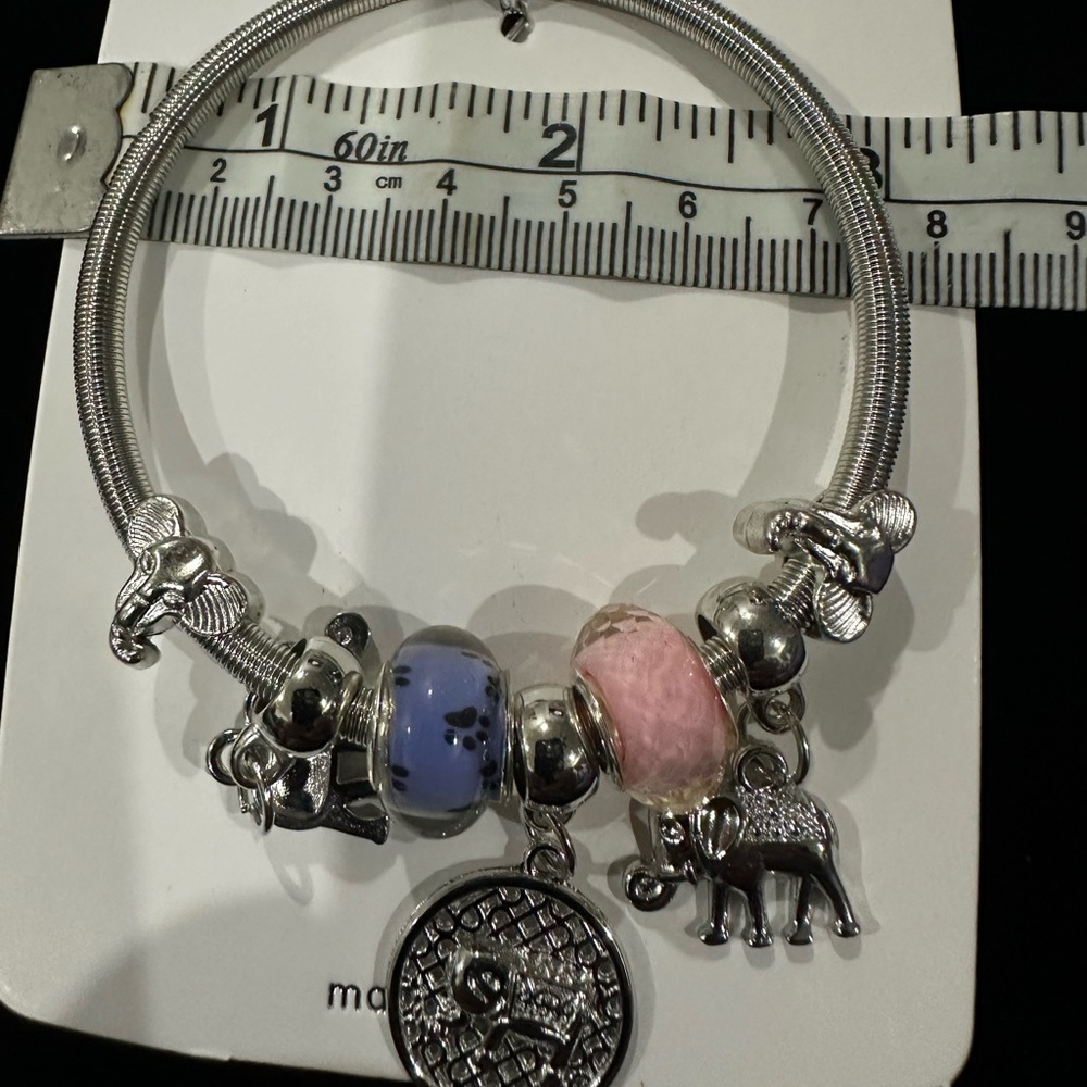Elephant charm bracelet - Picture 4 of 4